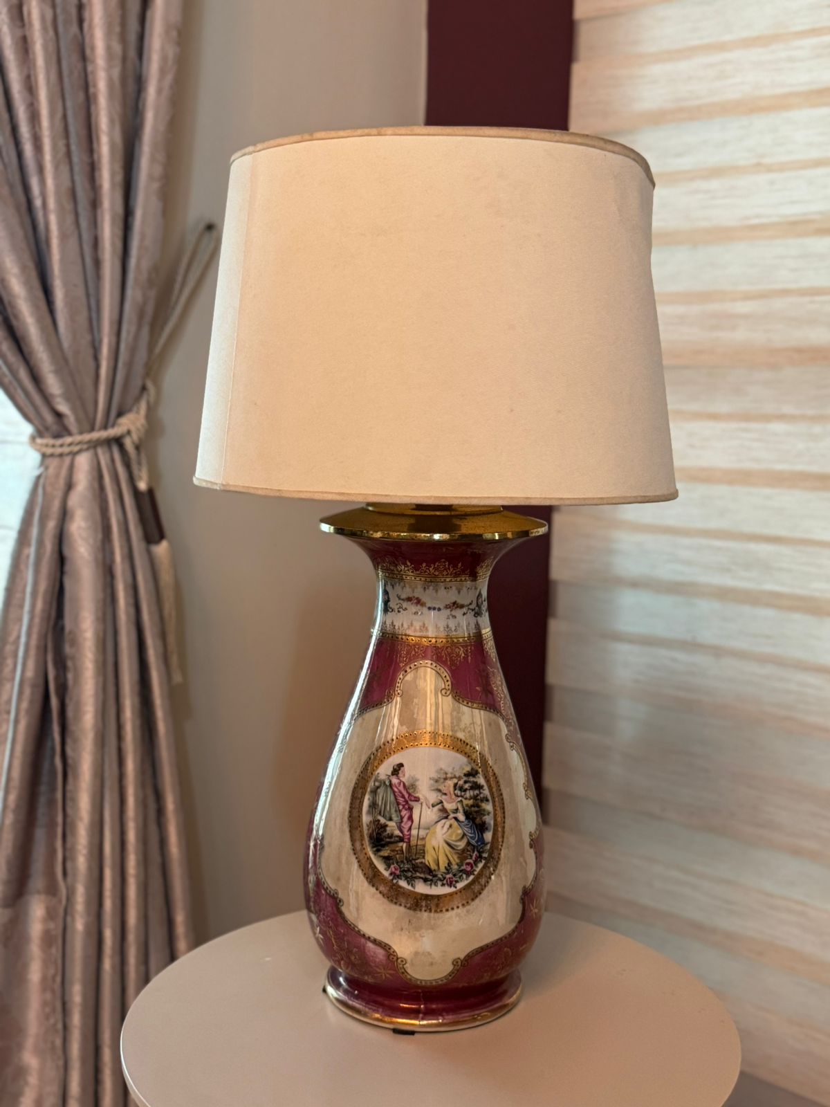 Abajur de porcelana