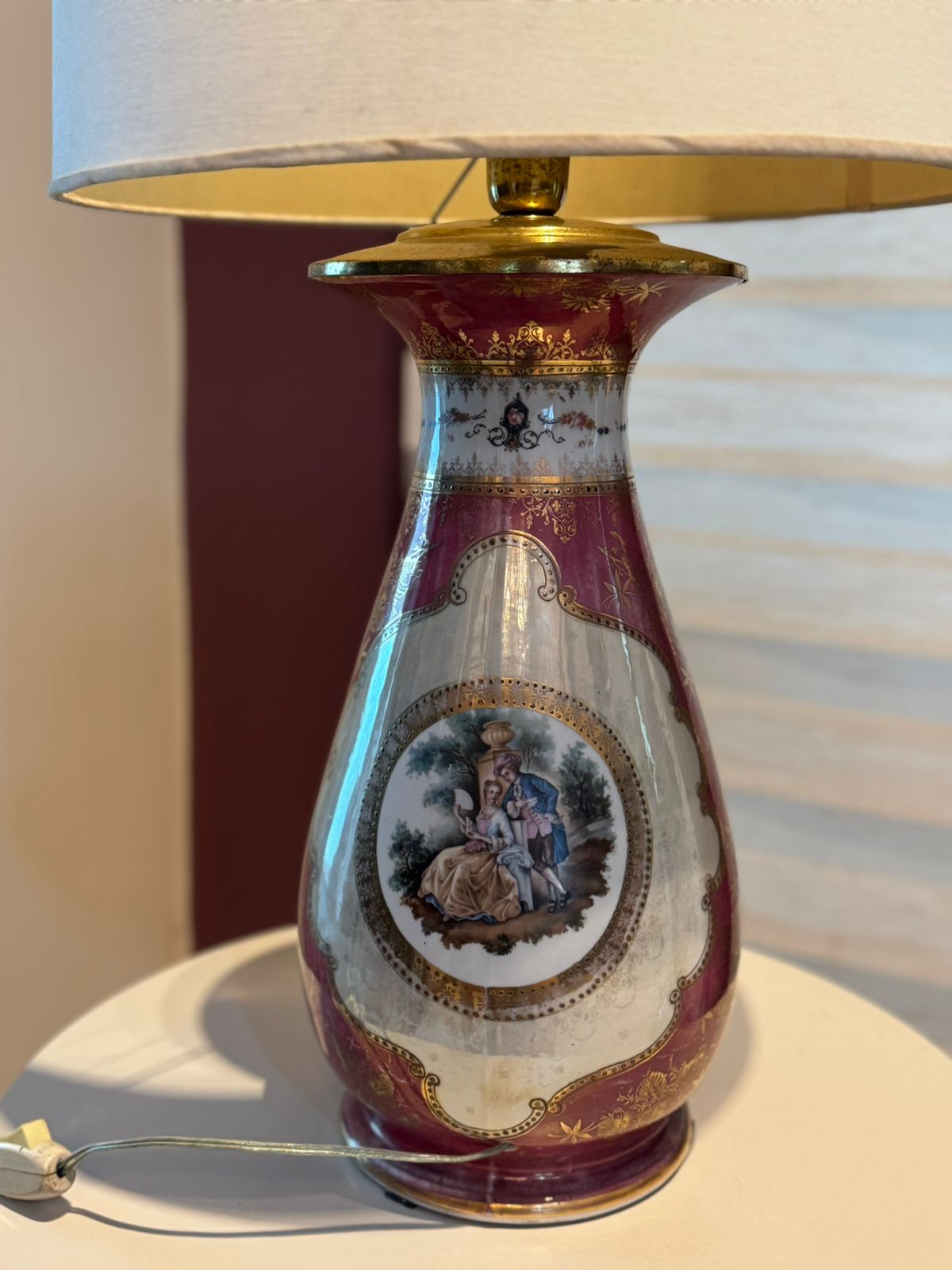 Abajur de porcelana